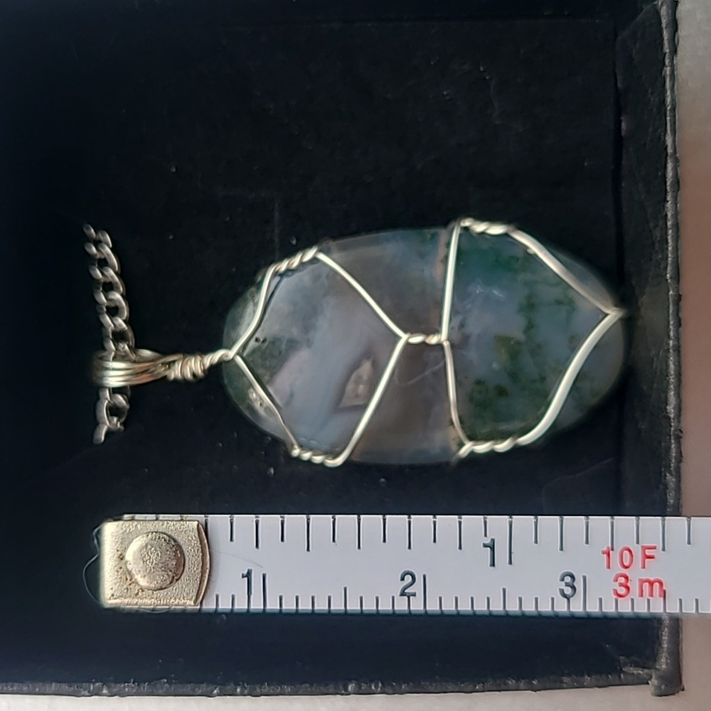Moss Agate Cabochon Pendant Necklace – Grounding Crystal for Balance & New Be… - Picture 3 of 4